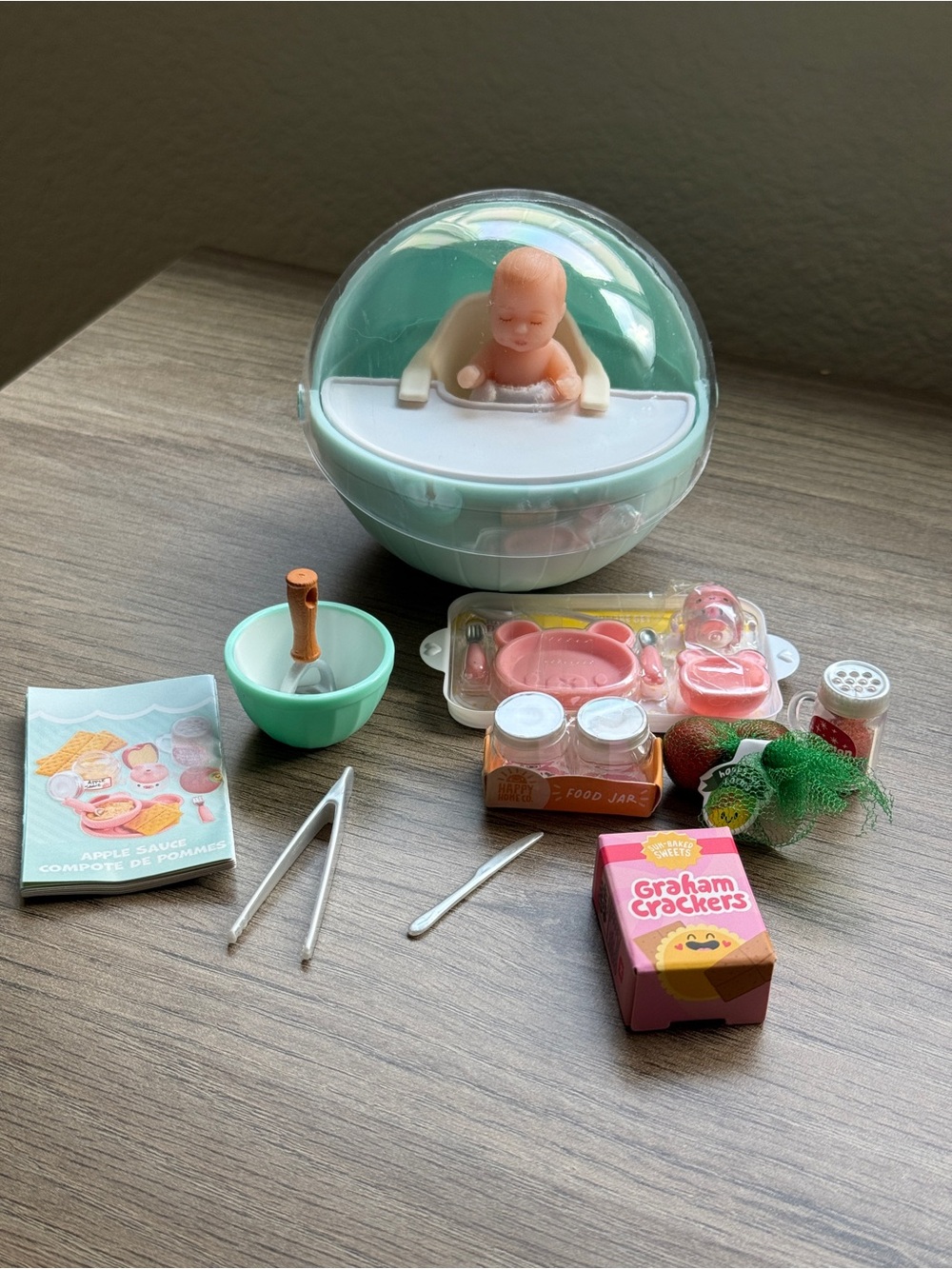 MiniVerse Make It Mini Baby Food Series 1 - Apple Sauce